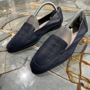 Bettye Muller Vali Blue Leather Loafer Navy Size 9 M